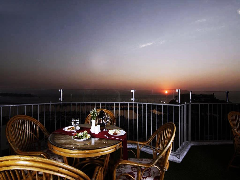 Grand Hotel Kurdoglu Kusadasi Exterior photo