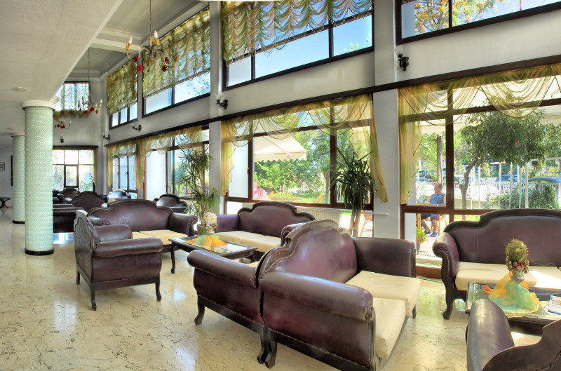 Grand Hotel Kurdoglu Kusadasi Exterior photo