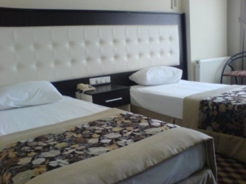 Grand Hotel Kurdoglu Kusadasi Exterior photo